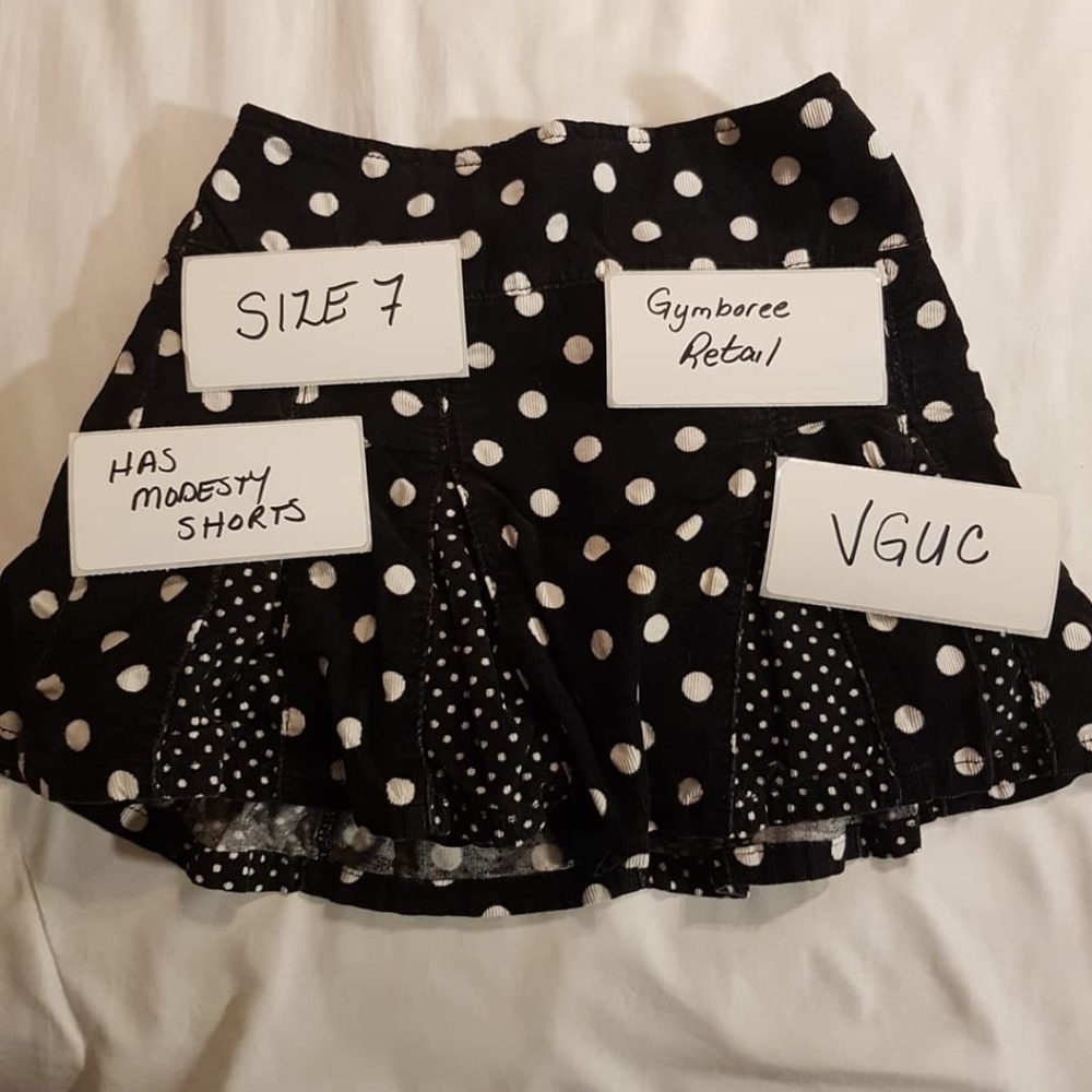 Gymboree girls black & white polka dot size 7 skirt